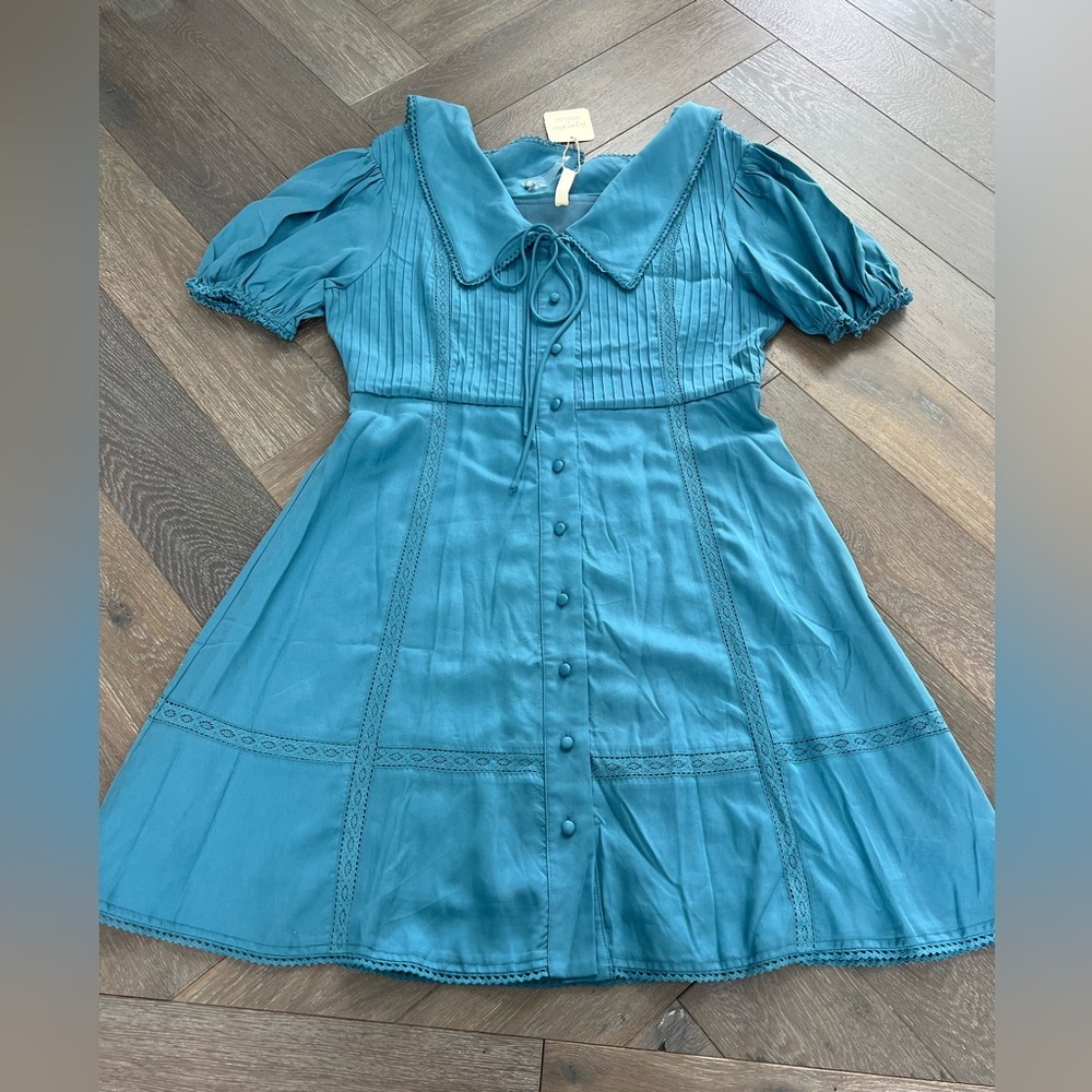 BNWT Roolee logan & Rea dress size small